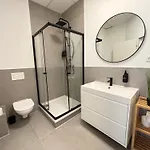 160qm - 6 - Parkplatz - Zentrum - Mallibase Hannover