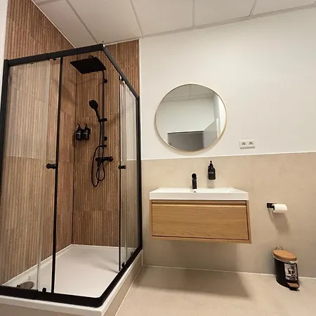 Апартаменты 160qm - 6 - Parkplatz - Zentrum - Mallibase Ганновер