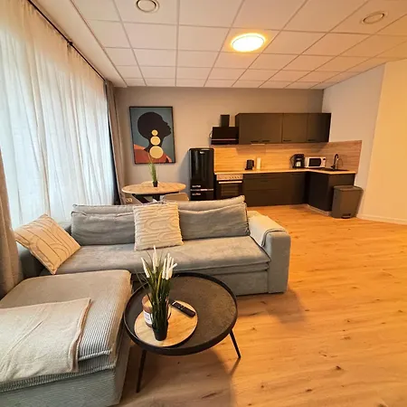 160qm - 6 - Parkplatz - Zentrum - Mallibase Appartamento *